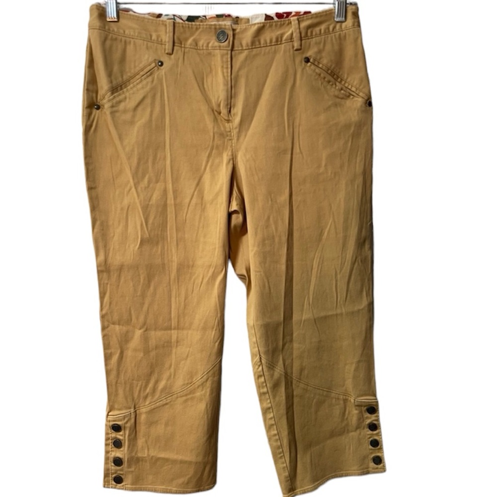 Tommy Bahama Capri Pants Mustard Yellow Mid Rise Snaps Pockets Zipper Belt Loops